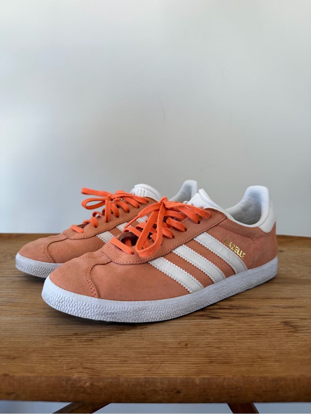 Adidas Gazelle Solar Orange Coral Tennis Shoe Sneakers Athletic Women’s 8